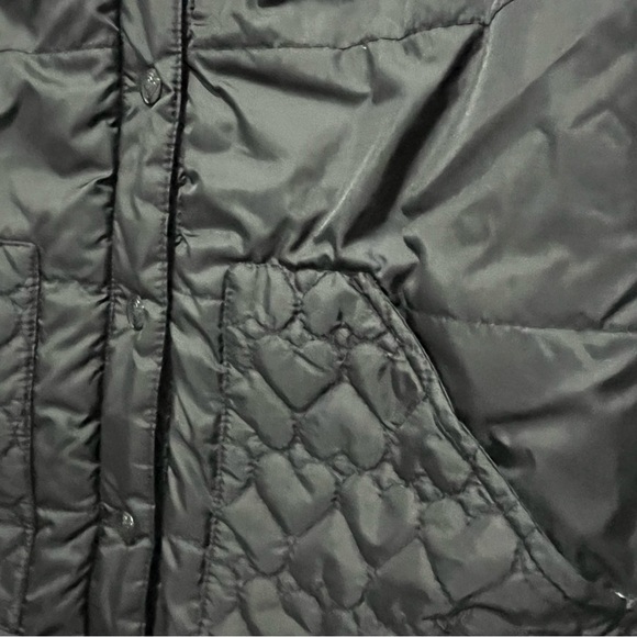 Roxy Vest - Picture 9 of 10